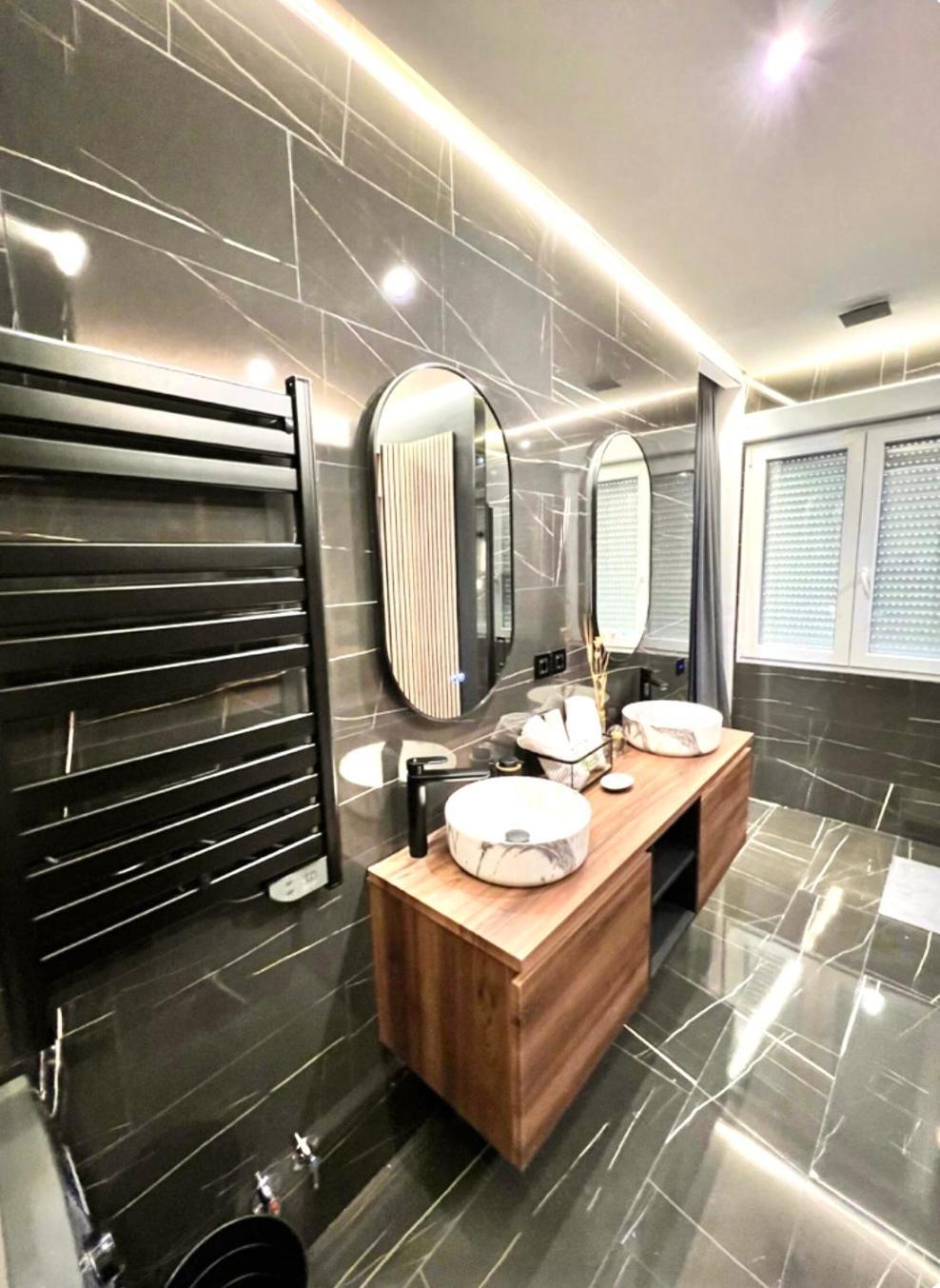 Luxury And Elegant Apartment Madrid Esterno foto